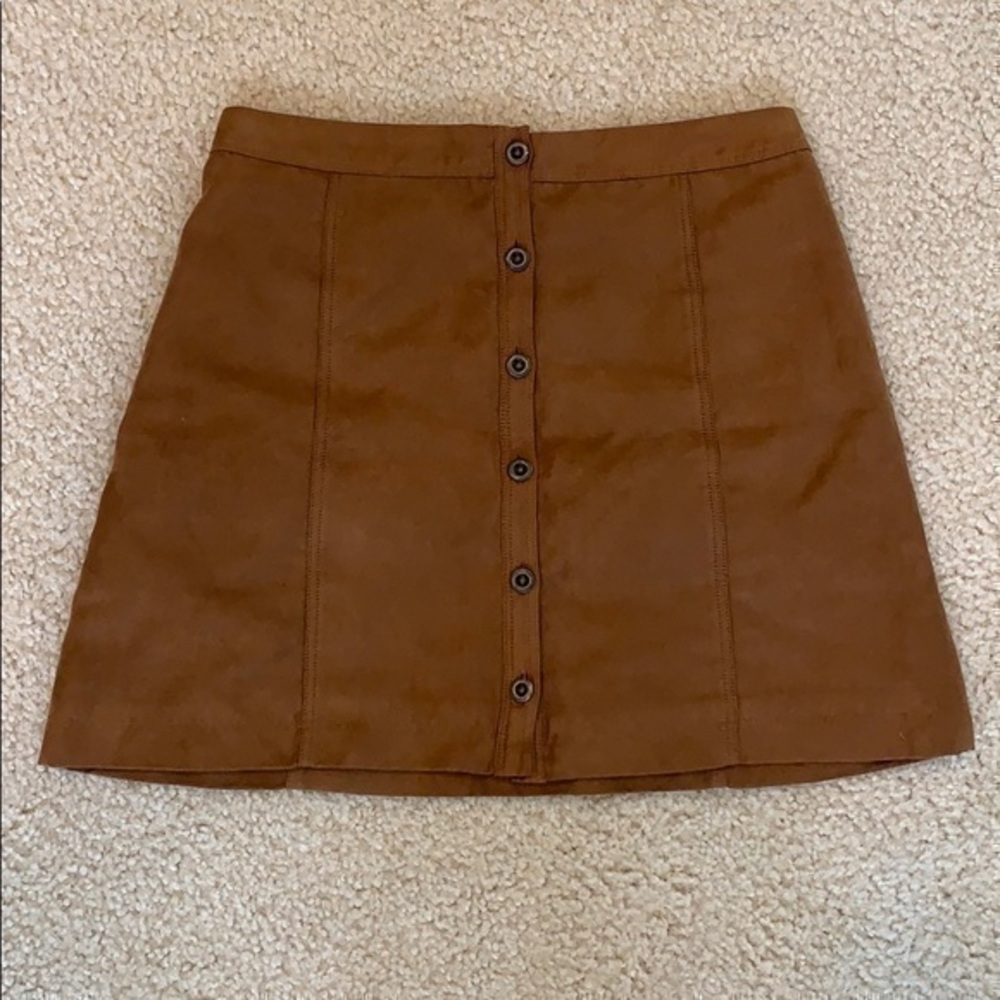 🌈Hollister brown mini skirt